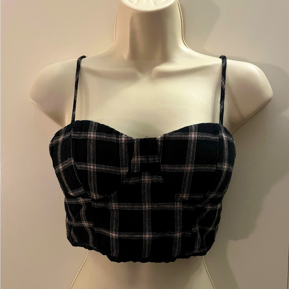 American Eagle crop top